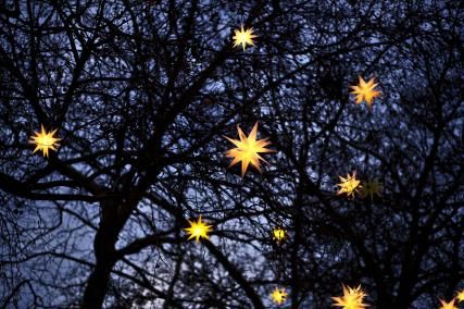 Bercy Village and its Cosmic Christmas !