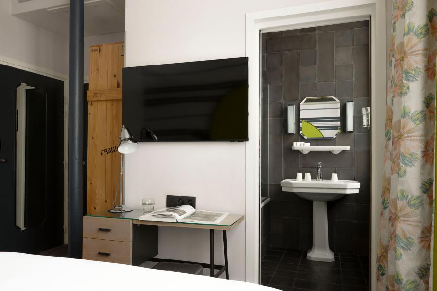 Fabric - Superior Triple Room
